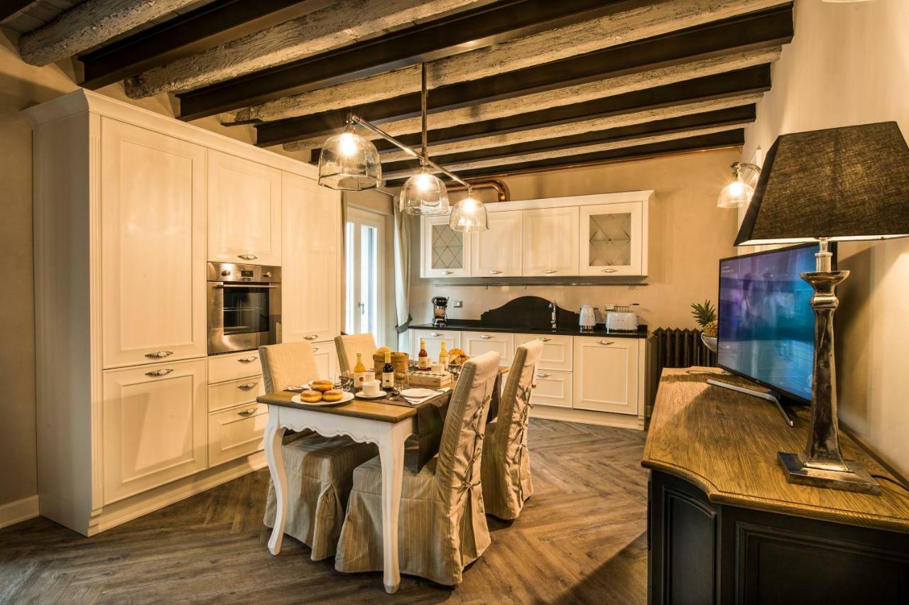 La Vite 2.0 Apartments Ντεζεντσάνο ντελ Γκάρντα Εξωτερικό φωτογραφία